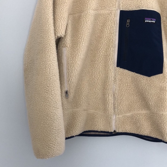 SOLD - Patagonia Men’s Classic Retro-X Fleece Jacket - Picture 5 of 9